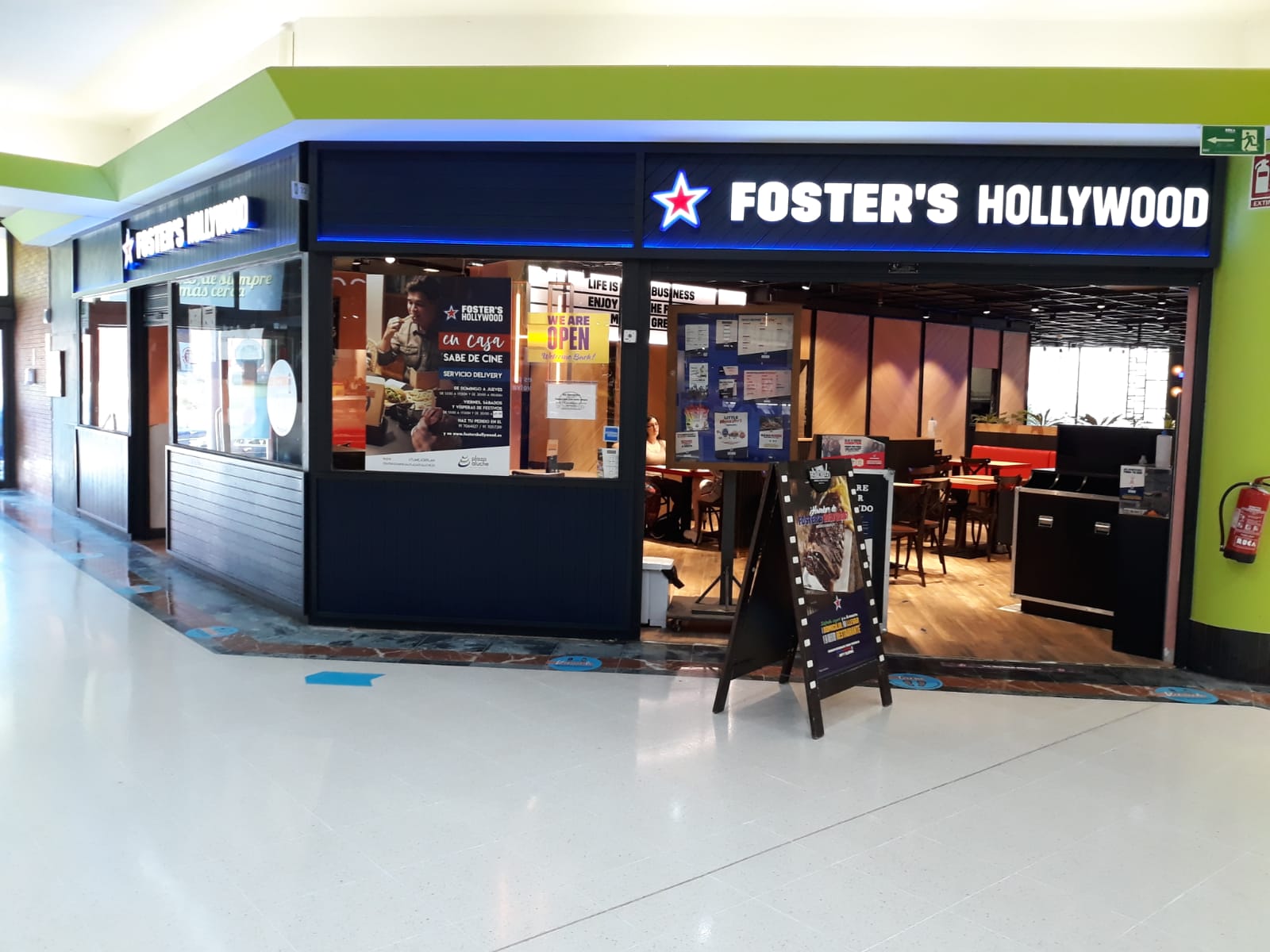 Fosters hollywood